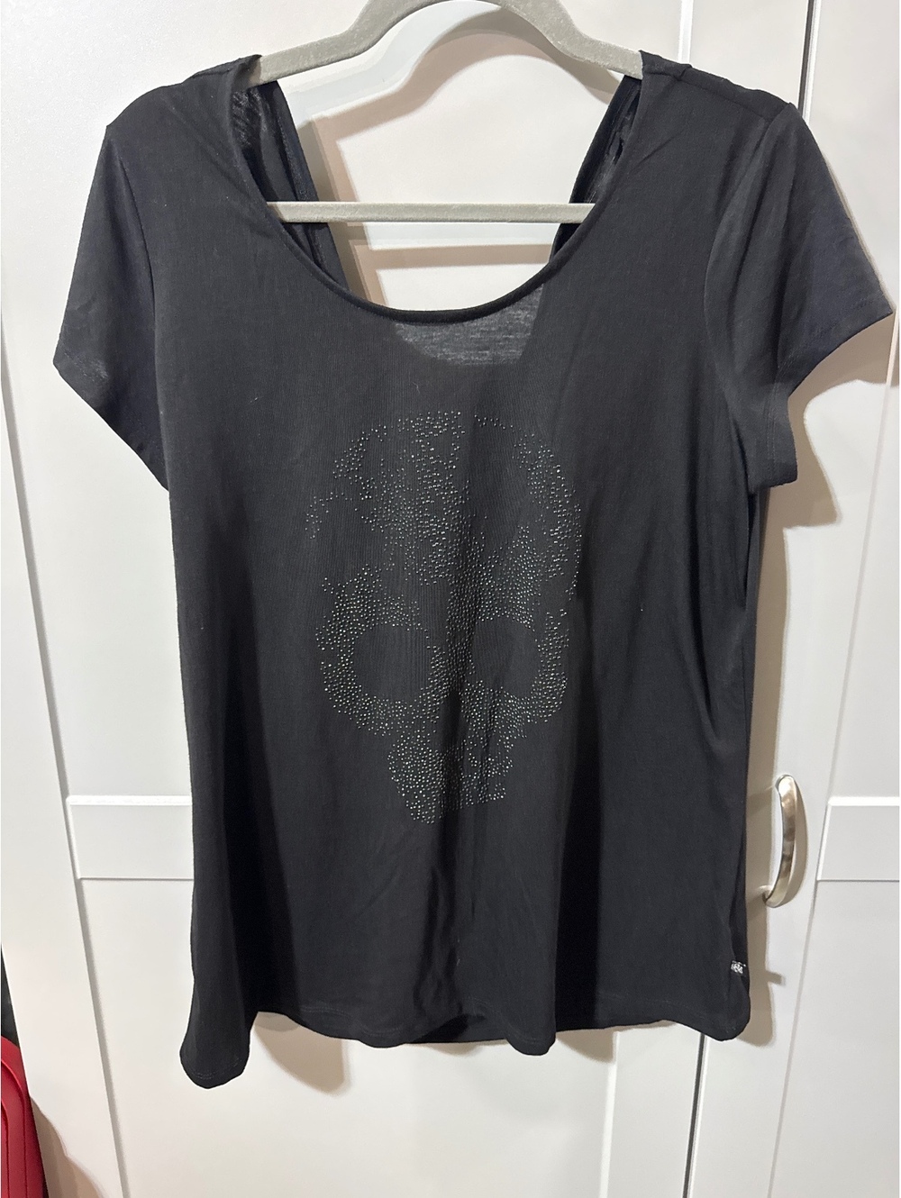 Rock & Republic XL Black Skull Studded Tee - Edgy & Comfy!